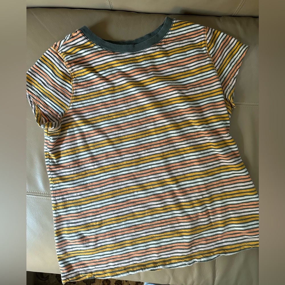 Universal Threads T Shirt
